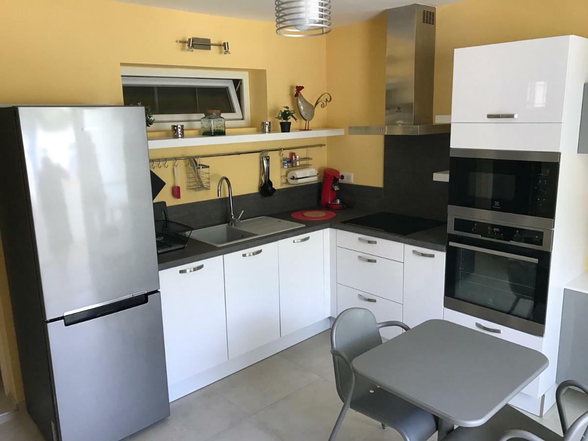 סן-מארי-דה-לה-מאר Appartement En Bord De Mer מראה חיצוני תמונה